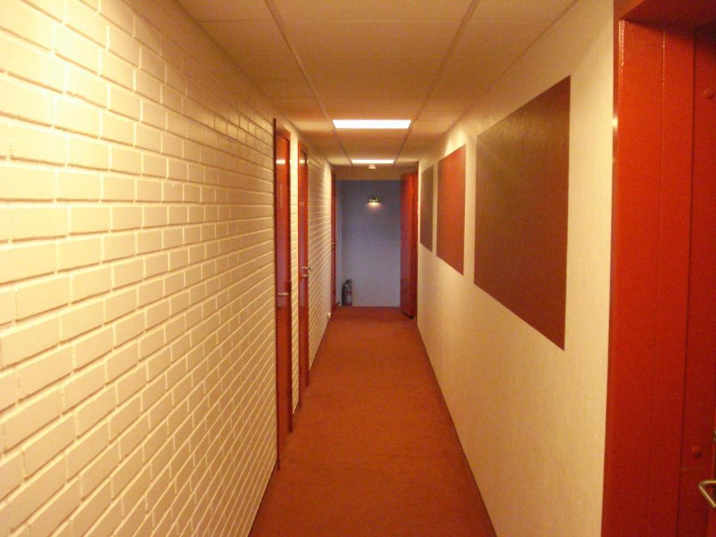 Hotel Klover Es Hellevad Екстериор снимка
